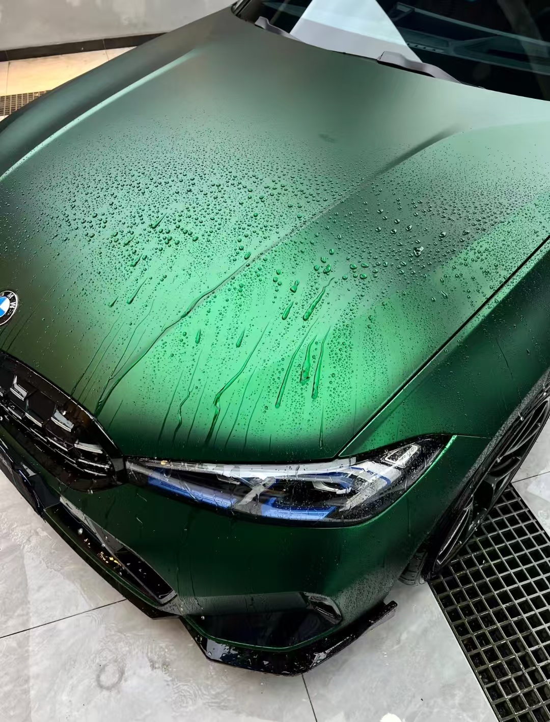 Venom Green TPU 1.52*15m Vinyl – PPF Car Wrap - Image 5